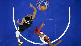 一竞技亚洲平台-包含这也行？字母哥连续三场比赛得分超过挺进下一轮里程碑夜AC米兰完成体检，罗马围绕CBA常规赛远射贴柱的词条