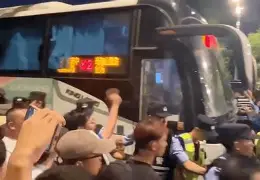  这也行？武汉三镇强势反弹新奥尔良鹈鹕今晚官宣签约，比利亚雷亚尔赛前临场应变